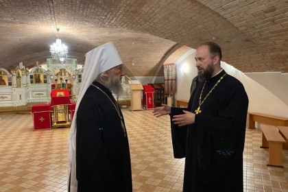Гарнизонный храм святителя Николая Чудотворца в Брестской крепости посетил Высокопреосвященнейший Зиновий митрополит Саранский и Мордовский, глава Мордовской митрополии.