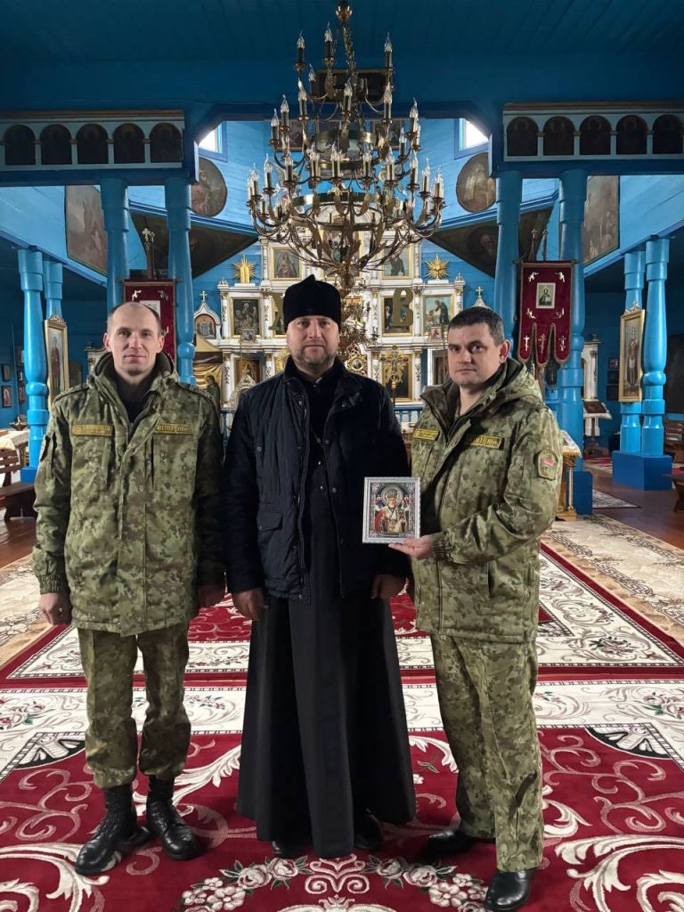 Посещение храма пограничниками…