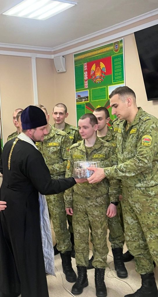 В преддверии праздника Дня защитника Отечества.