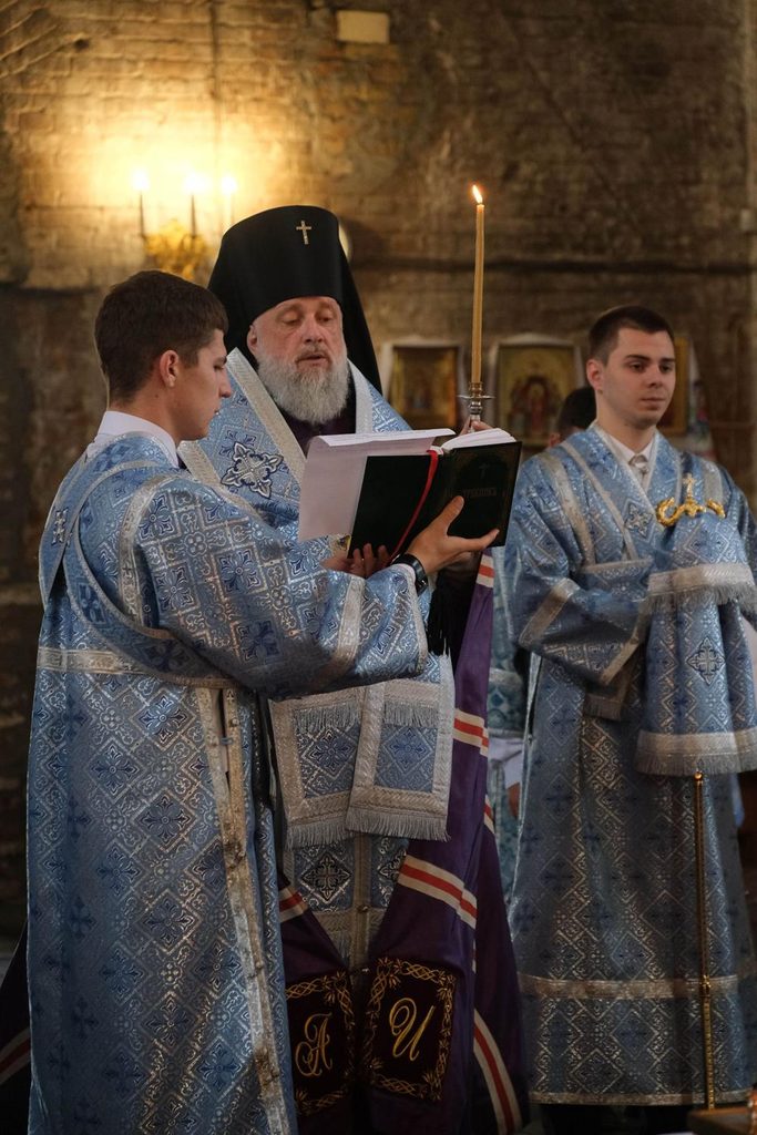 Архиепископ Иоанн совершил заупокойную литию в память защитников православной веры на Брестском церковном соборе 1596 года.