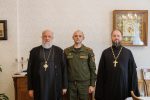 Архиепископ Иоанн встретился с командиром 111-й гвардейской артиллерийской бригады Курбатом А. А..