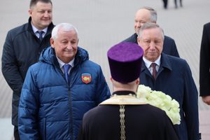 28 октября 2026 года гарнизонный храм святителя Николая Чудотворца в Брестской крепости посетили губернатор Санкт-Петербурга и Ленинградской области Беглов Александр Дмитриевич и председатель Брестского областного исполнительного комитета Пархомчик Пётр Александрович.
